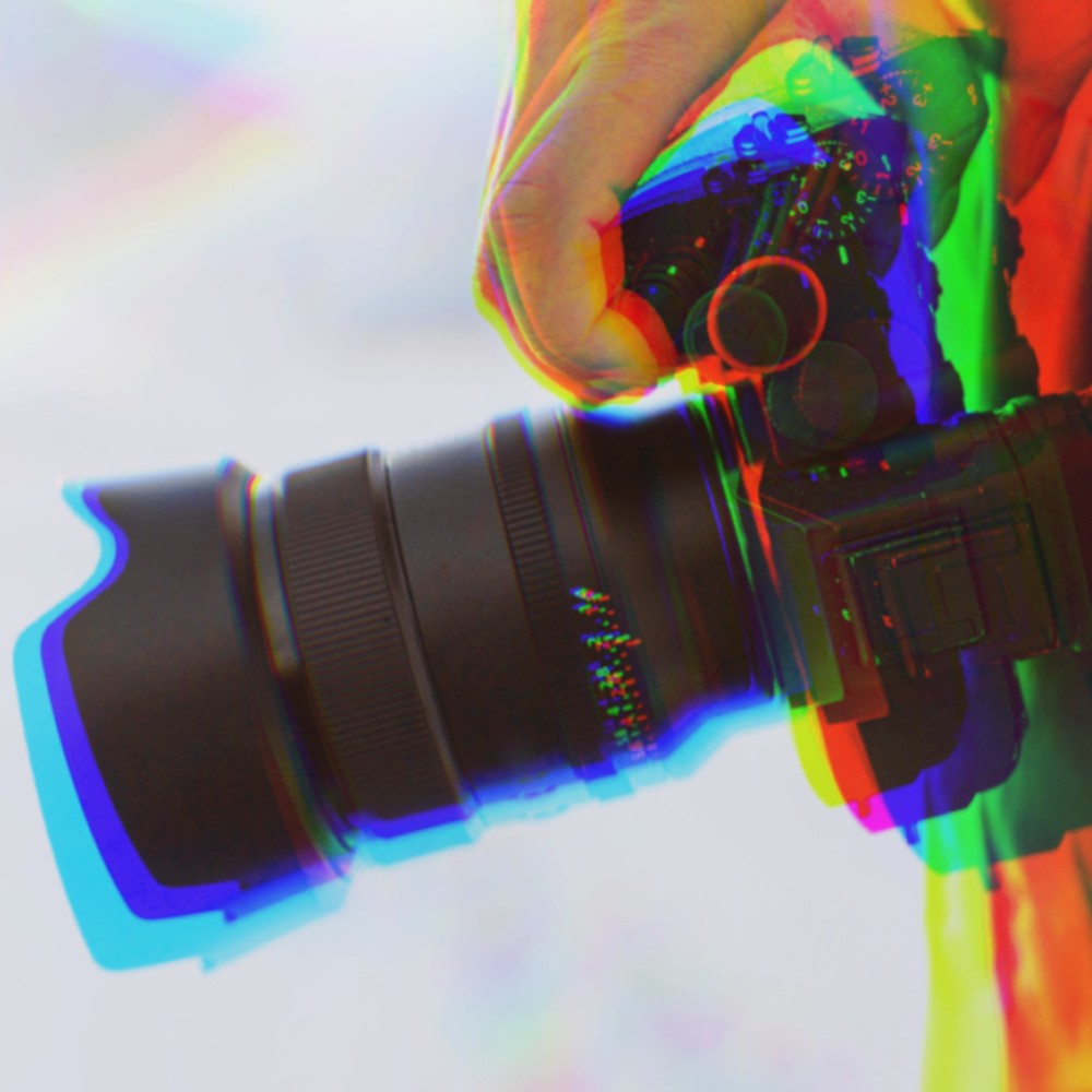 photographer-with-a-camera-at-faroe-islands-part-2026-01-07-23-30-14-utc8787787